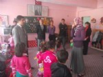 Köy Çocukları İçin Oyuncak Topladılar Haberi