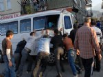KUMLUOVA - Fethiye’de Otobüs Köy Minibüsüne Çarptı; 5 Yaralı
