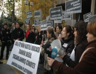 Adliye Önünde Kadına Şiddet Protestosu