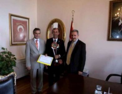 Balkan Şampiyonu Tatar’dan Kaymakam Nalbant’a Ziyaret