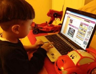 'Çocuğunuzu Bilgisayardan Uzaklaştırın'