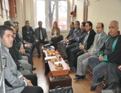 Manisa Barosu Başkanı Balkız, Soma'yı Ziyaret Etti