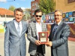 NURİ İYEM - Geleceğin Sanatçılarına Tatı Desteği