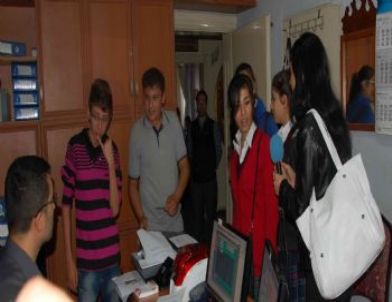 Simav’da Ortaöğretim Öğrencisine Kentkart İndirimi