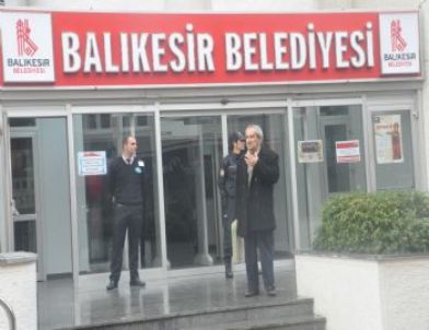 Balıkesir Belediyesi'ne Yapılan Operasyon