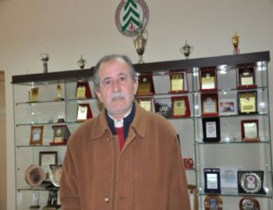 Bayşad Hasan Basri Çantay'ı Anıyor