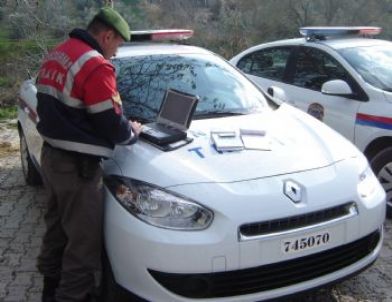 Saruhanlı Jandarması’ndan Trafik Uygulaması