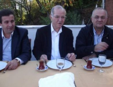 Eski Başbakan Yardımcısı Yalçınbayır: “Her Şeyin Üzerinde Adalet Vardır”