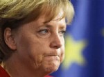 Merkel: Avrupa'da kriz 5 yıl sürebilir
