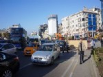 YAYALAŞTIRMA PROJESİ - Cumhuriyet Caddesi Trafiğe Kapatıldı