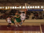BERZAH - Tire Belediyespor, Muğla Ormanı Spor'u 80-65 Yendi