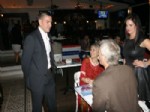 Abd'deki Seçim Heyecanı Adana'da Yaşandı