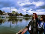 GÖLYAZı - Fotoğraf Sanatçıları Gölyazı'da Sanatsal Anları Ölümsüzleştirdi