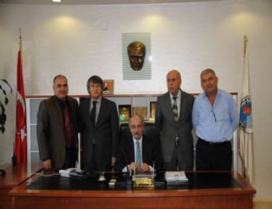 Şanlıurfa Vakfı'ndan Başkan Genç'e Ziyaret