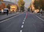 HALITPAŞA - Kars’ta Belediye Tamamlanan Asfaltın Yol Şeritlerini Çiziyor