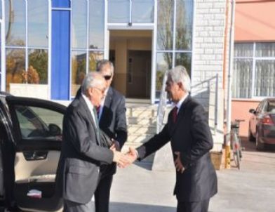 Vali Yenigün Beldeleri Ziyaret Etti