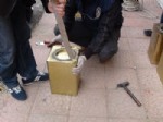 Yağ Tenekeleri İçinde Esrar Sevkıyatına Polis Engeli