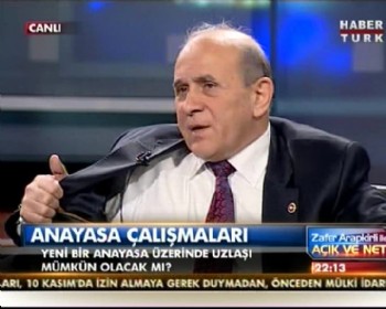Burhan Kuzu: Silahını gösterdi 'Hadi sık' dedim