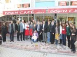 FAHRETTIN COŞKUN - Ak Parti'liler Down Cafe'de Buluştu