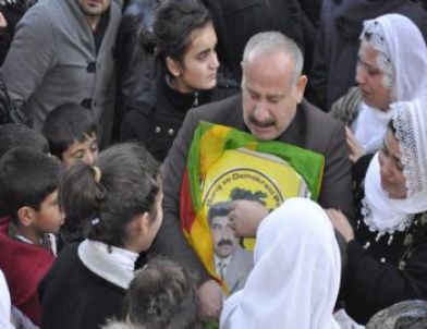 Bdp Şırnak İl Başkan Yardımcısı Yusuf Uğur Gözyaşları Arasında Defnedildi