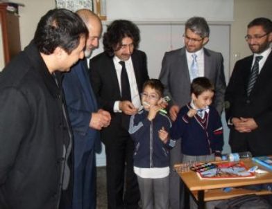 Bin Öğrenciye Diş Fırçası Dağıtıldı