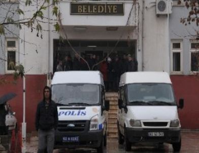 Tunceli'de Terör Örgütü Kck Operasyonu: 15 Gözaltı