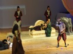 WİLLİAM SHAKESPEARE - Kürtçe Hamlet İzmir’de Sahnelendi
