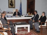 GÖLÇAYıR - Mhp Trabzon İl Başkanı Muammer Demeli ve Yönetim Kurulu Üyeleri Başkan Gümrükçüoğlu’nu Makamında Ziyaret Etti