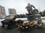 HAYDAR ALİYEV - Aliyev, Kiev’de Anıldı