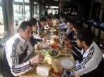 Beşiktaş, Antalya’da Moral Yemeği Yedi