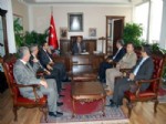 MAHMUT YAMAN - Hak-Sen Genel Başkanı Ayhan Çivi, Evrensel Düşünen Bir Sendika Olduklarını Söyledi
