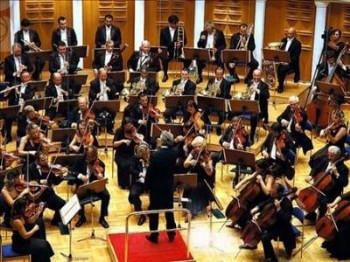 İsmet İnönü'yü Anma Konseri