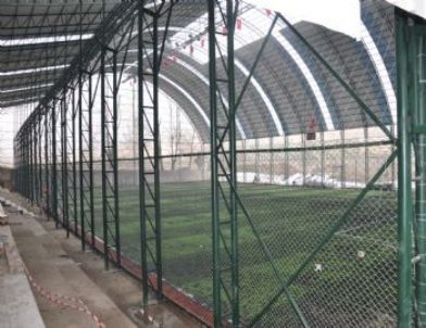 Balıkesir'in En Büyük Halı Sahası Dursunbey'e Yapılıyor