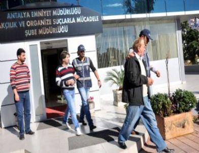 İthal Tacirler Polise Takıldı