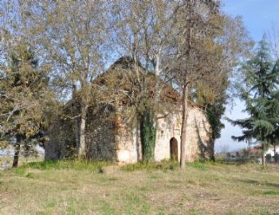 631 Yıllık Türbe Yok Oluyor