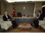 NIHAT HATIPOĞLU - İlahiyatçı Prof. Dr. Nihat Hatipoğlu, Başkan Fadıloğlu'nu Ziyaret Etti
