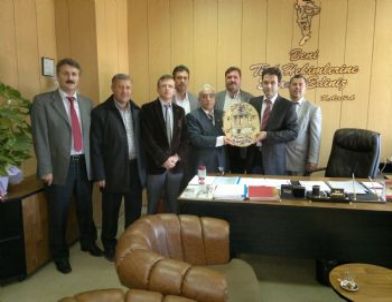 Memursen Temsilcilerinden Başhekimi Ziyaret