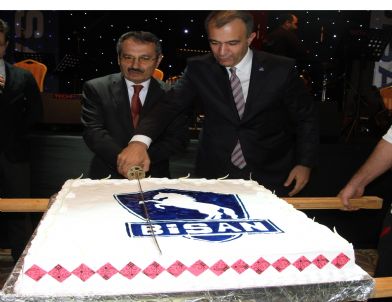 Bisan 50. Kuruluş Yıl Dönümününde Safiye Soyman ve Faik Öztürk Bisiklete Binip Konser Verdiler