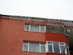 BUZ SARKITLARI - Kars’ta Soğuk Hava Etkili Oluyor