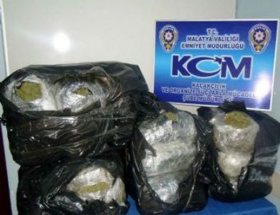 Emniyet 3 Ayrı Operasyonda 140 Kilo Esrar Ele Geçirdi