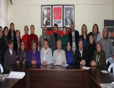 Chp’li Kadınlardan Arınç’a Tepki
