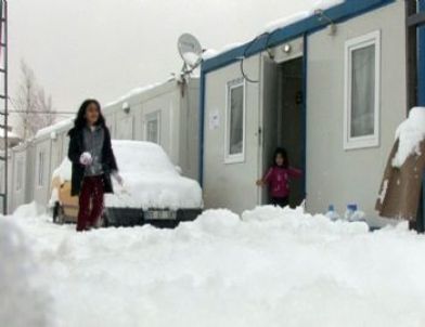 Konteynır Kentlerde Zorlu Yaşam