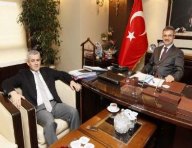 Yunus Pehlivan'dan Başkan Köşker'e Ziyaret