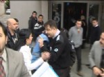 ALTıNOK ÖZ - CHP'liler kadın muhabire saldırıp, kameramanı yumrukladılar