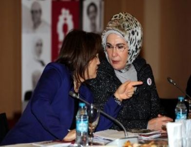 Emine Erdoğan: Aile Sıcaklığından Mahrum Çocukların Mesuliyeti Hepimizde