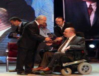 Kılıçdaroğlu'ndan Engellilere 'Birlik Olun' Çağrısı