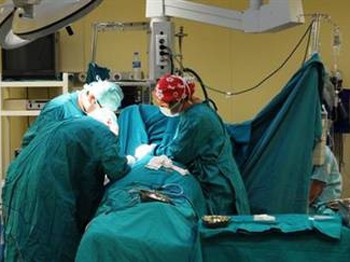 5 büyük hastanenin kalp nakli ruhsatı iptal