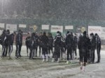 Beşiktaş, Kar Altında Çalıştı ve Kampa Girdi