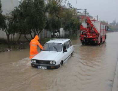 Hastane Yolunda Mahsur Kaldılar