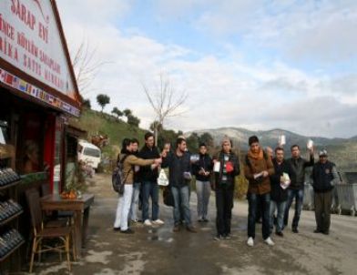 Şirince’de Risale Dağıttılar